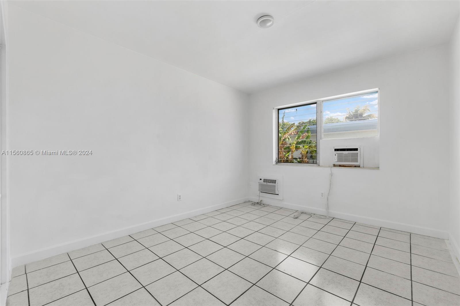 770 83rd St 2, Miami Beach, Florida 33141, 2 Bedrooms Bedrooms, ,1 BathroomBathrooms,Residentiallease,For Rent,770 83rd St 2,A11560865