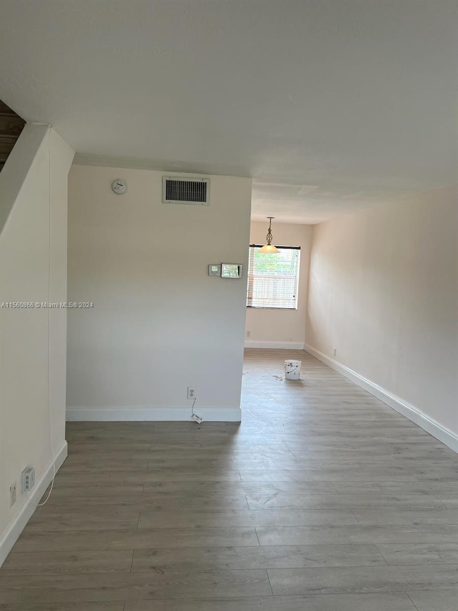 4816 NW 9th Dr 4816, Plantation, Florida 33317, 2 Bedrooms Bedrooms, ,1 BathroomBathrooms,Residentiallease,For Rent,4816 NW 9th Dr 4816,A11560866