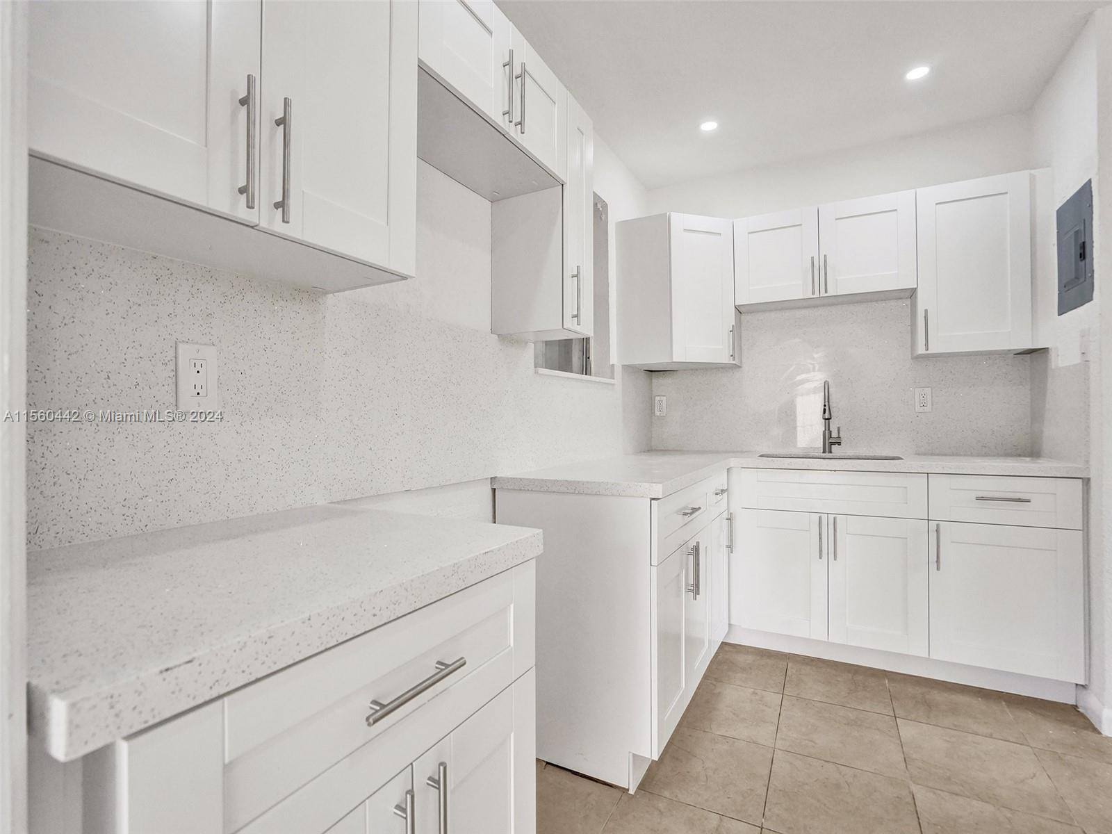 2319 NW 12th Ct, Fort Lauderdale, Florida 33311, 2 Bedrooms Bedrooms, ,1 BathroomBathrooms,Residential,For Sale,2319 NW 12th Ct,A11560442