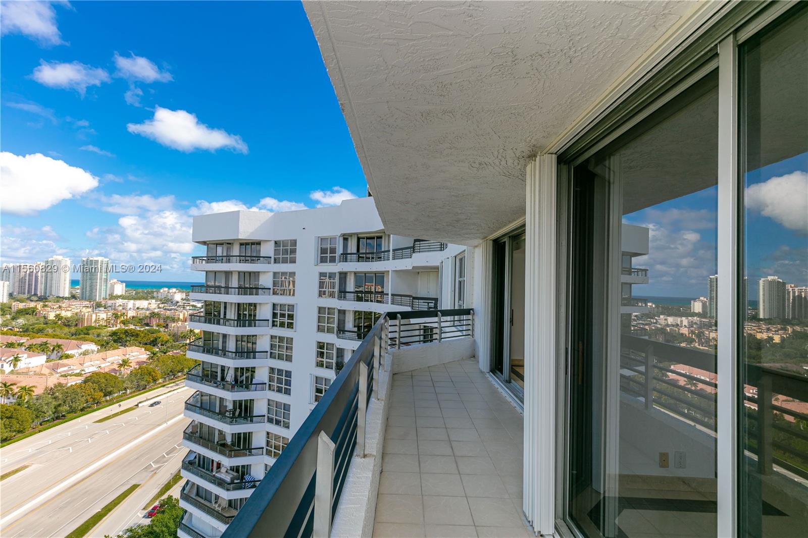 3400 NE 192nd St LPH5, Aventura, Florida 33180, 2 Bedrooms Bedrooms, ,2 BathroomsBathrooms,Residential,For Sale,3400 NE 192nd St LPH5,A11560829