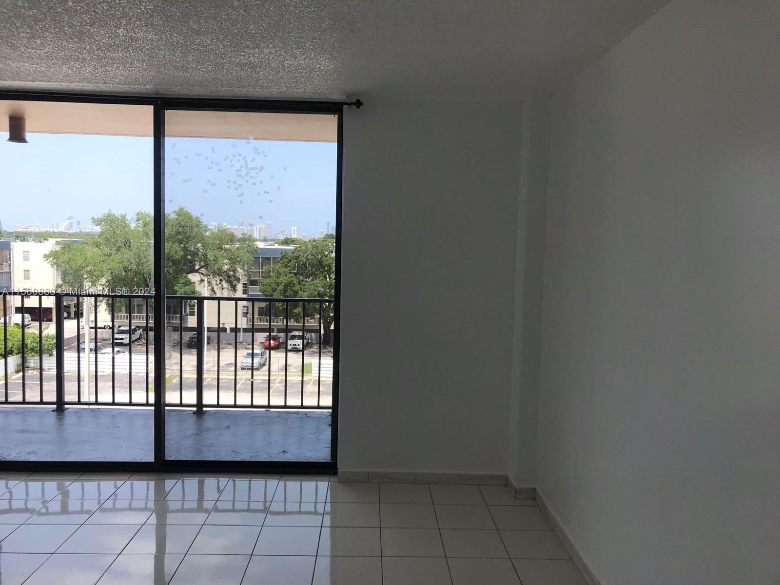 16751 NE 9th Ave 501, North Miami Beach, Florida 33162, 1 Bedroom Bedrooms, ,1 BathroomBathrooms,Residentiallease,For Rent,16751 NE 9th Ave 501,A11560880