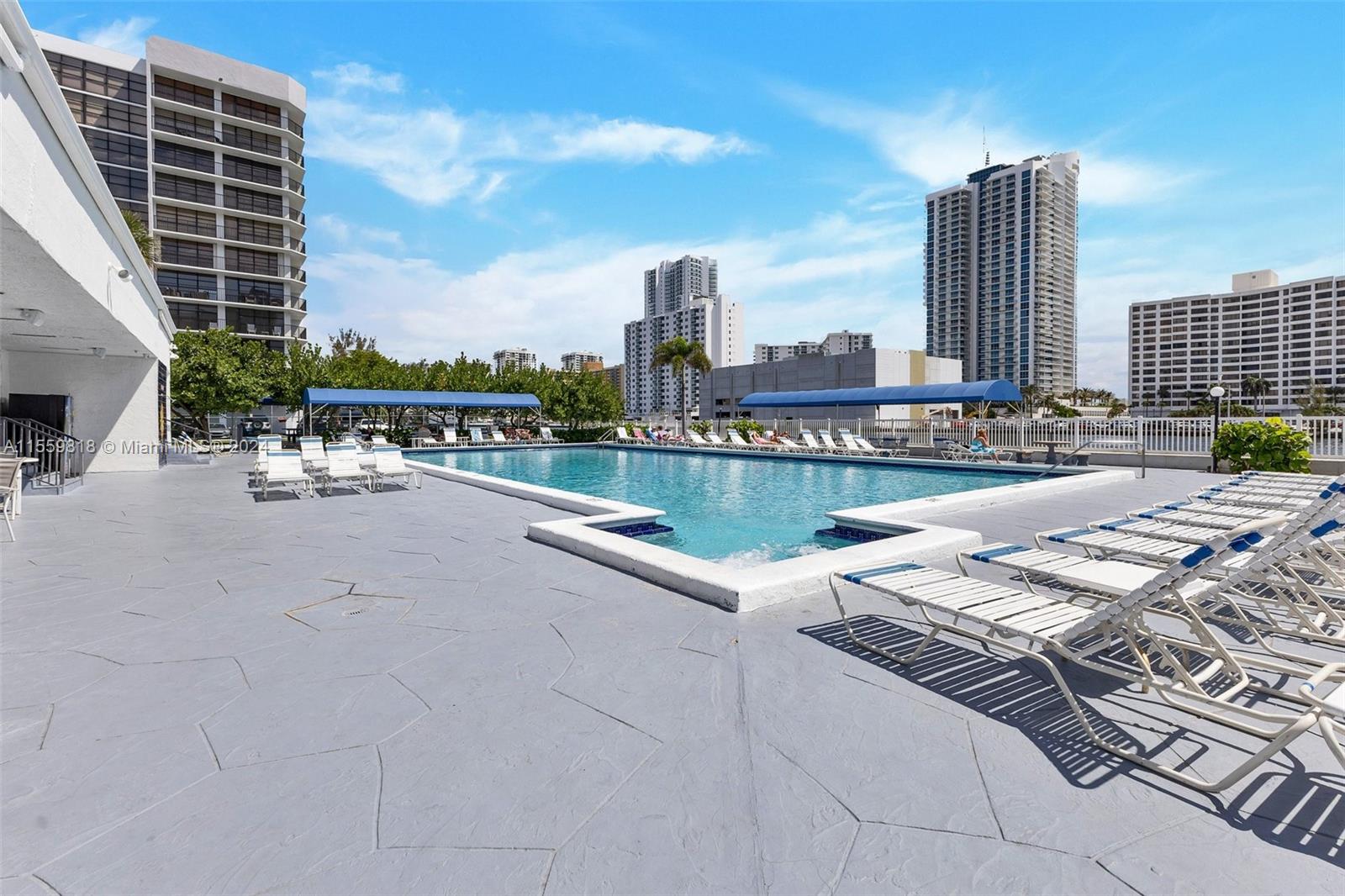 600 Parkview Dr 726, Hallandale Beach, Florida 33009, 1 Bedroom Bedrooms, ,1 BathroomBathrooms,Residential,For Sale,600 Parkview Dr 726,A11559818