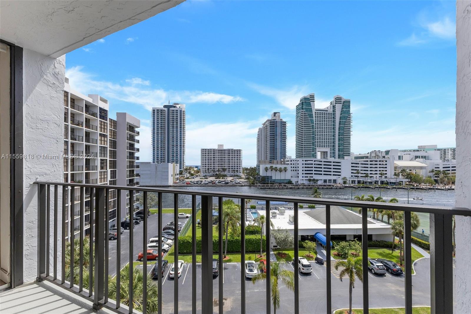 600 Parkview Dr 726, Hallandale Beach, Florida 33009, 1 Bedroom Bedrooms, ,1 BathroomBathrooms,Residential,For Sale,600 Parkview Dr 726,A11559818