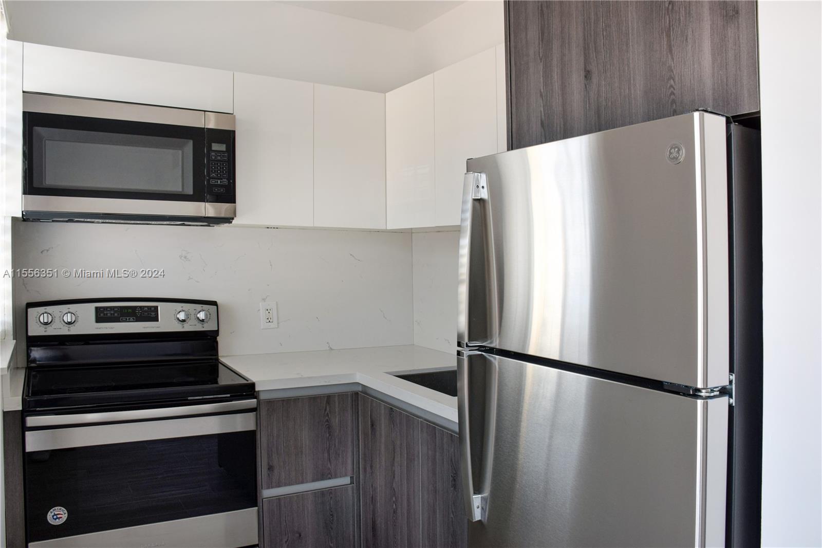 605 Euclid Ave 207, Miami Beach, Florida 33139, 1 Bedroom Bedrooms, ,1 BathroomBathrooms,Residential,For Sale,605 Euclid Ave 207,A11556351