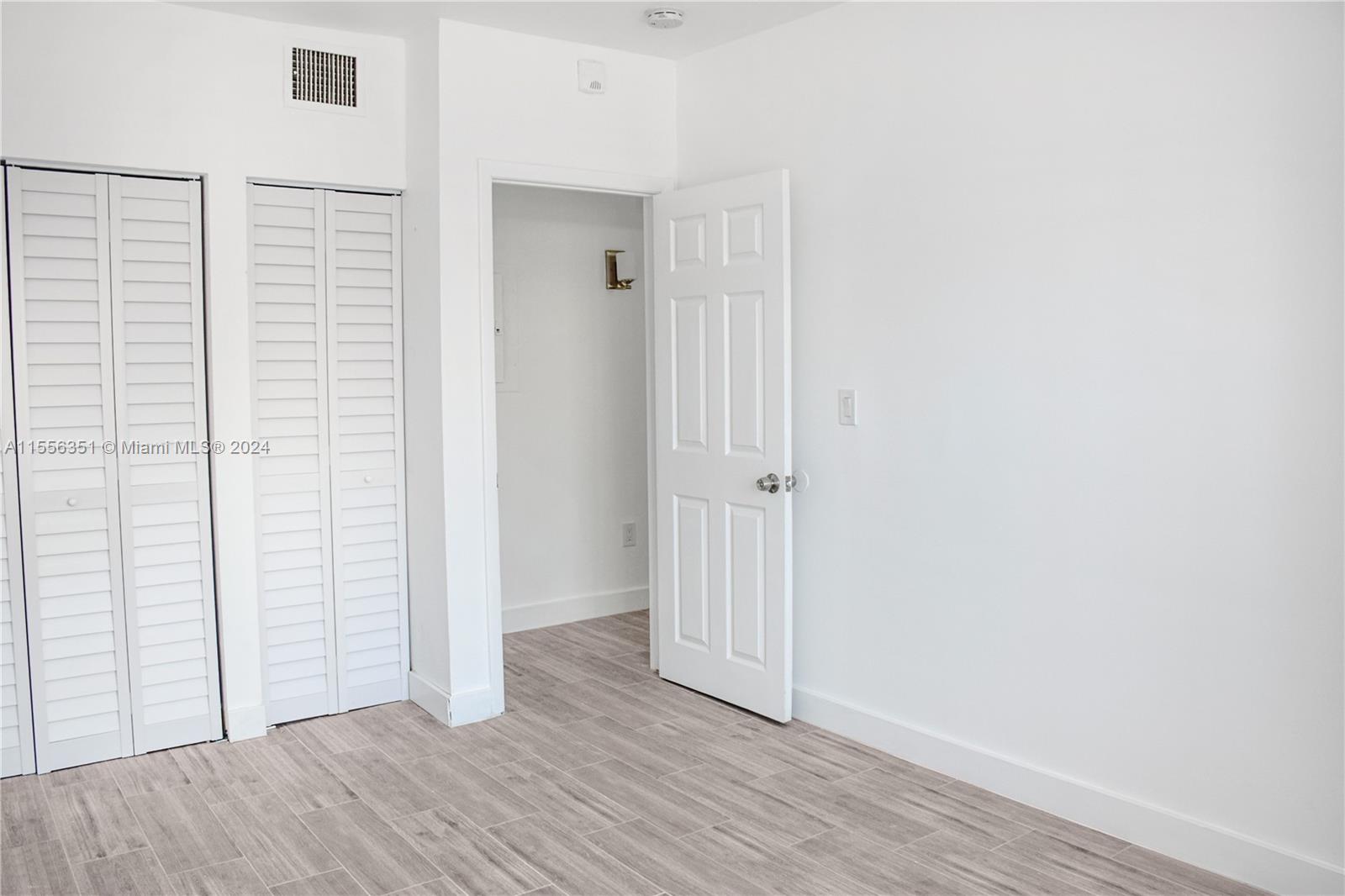 605 Euclid Ave 207, Miami Beach, Florida 33139, 1 Bedroom Bedrooms, ,1 BathroomBathrooms,Residential,For Sale,605 Euclid Ave 207,A11556351