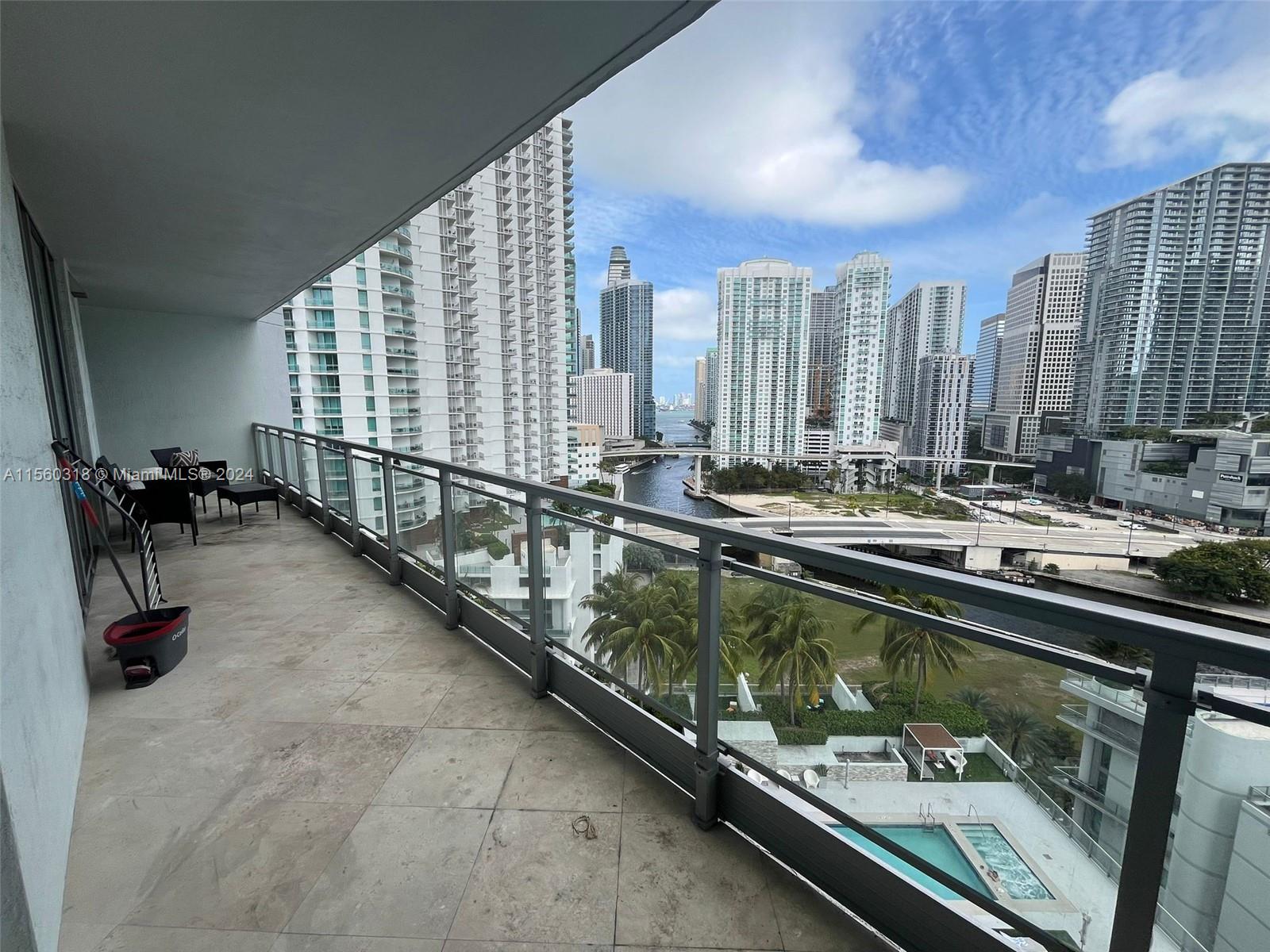 90 SW 3rd St #1816 For Sale A11560318, FL