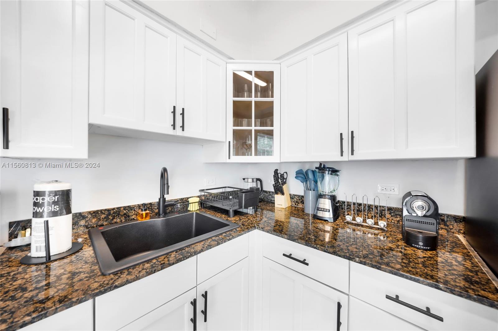 1471 Lincoln Ter 1, Miami Beach, Florida 33139, 2 Bedrooms Bedrooms, ,1 BathroomBathrooms,Residentiallease,For Rent,1471 Lincoln Ter 1,A11560813