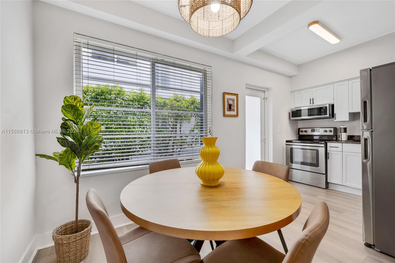 1471 Lincoln Ter 1, Miami Beach, Florida 33139, 2 Bedrooms Bedrooms, ,1 BathroomBathrooms,Residentiallease,For Rent,1471 Lincoln Ter 1,A11560813