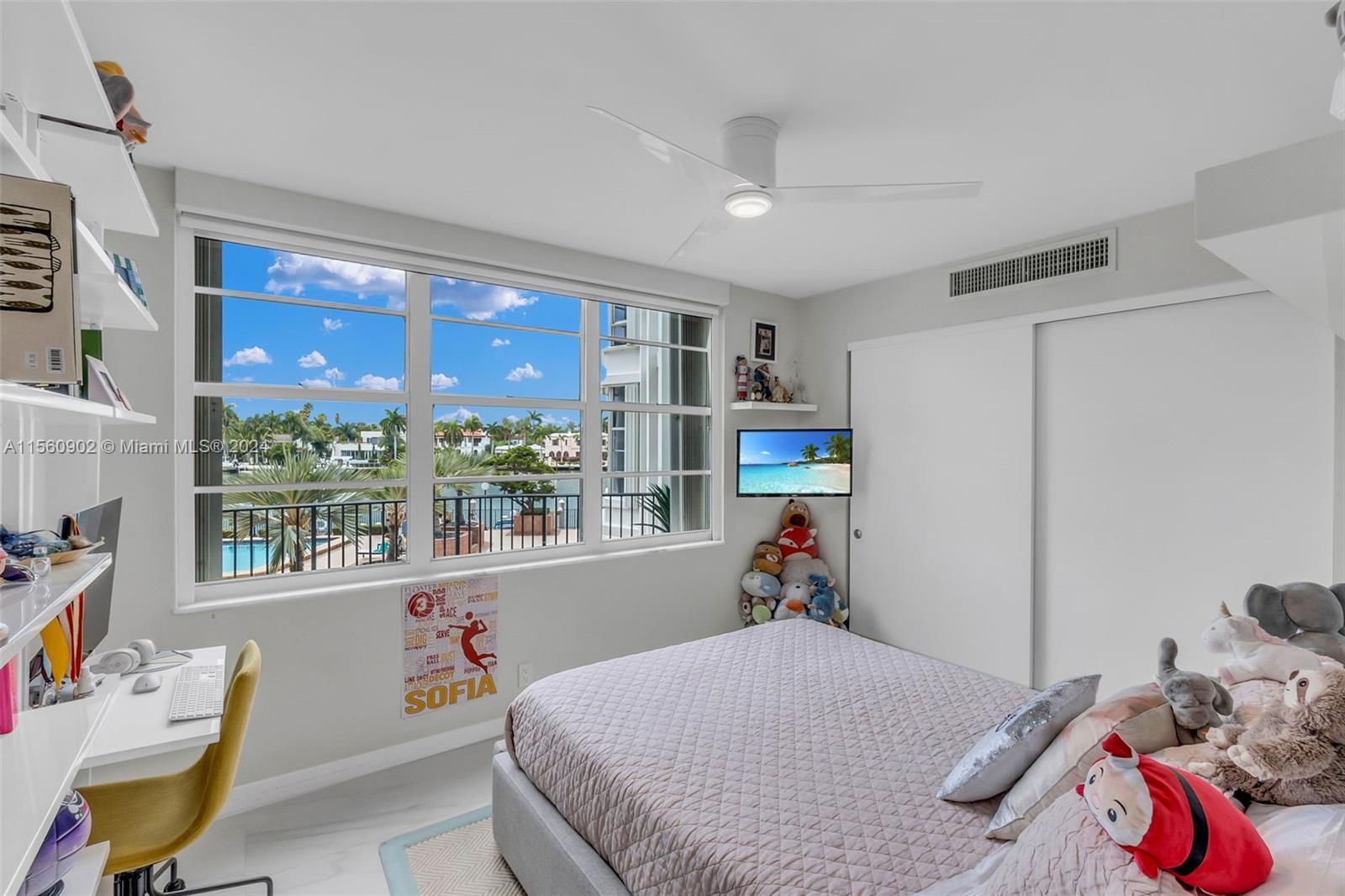 5660 Collins Ave 2A, Miami Beach, Florida 33140, 3 Bedrooms Bedrooms, ,3 BathroomsBathrooms,Residential,For Sale,5660 Collins Ave 2A,A11560902