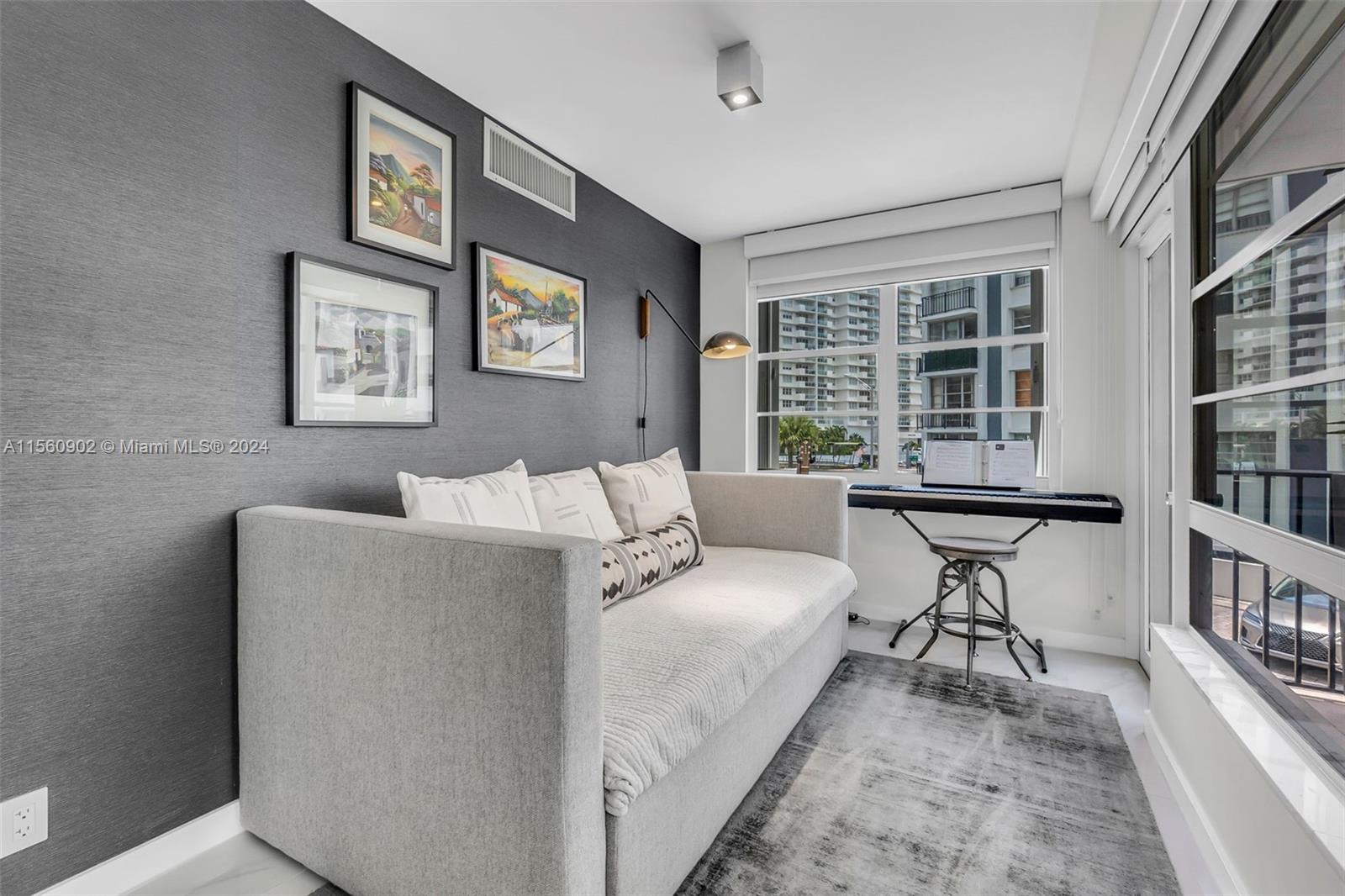 5660 Collins Ave 2A, Miami Beach, Florida 33140, 3 Bedrooms Bedrooms, ,3 BathroomsBathrooms,Residential,For Sale,5660 Collins Ave 2A,A11560902