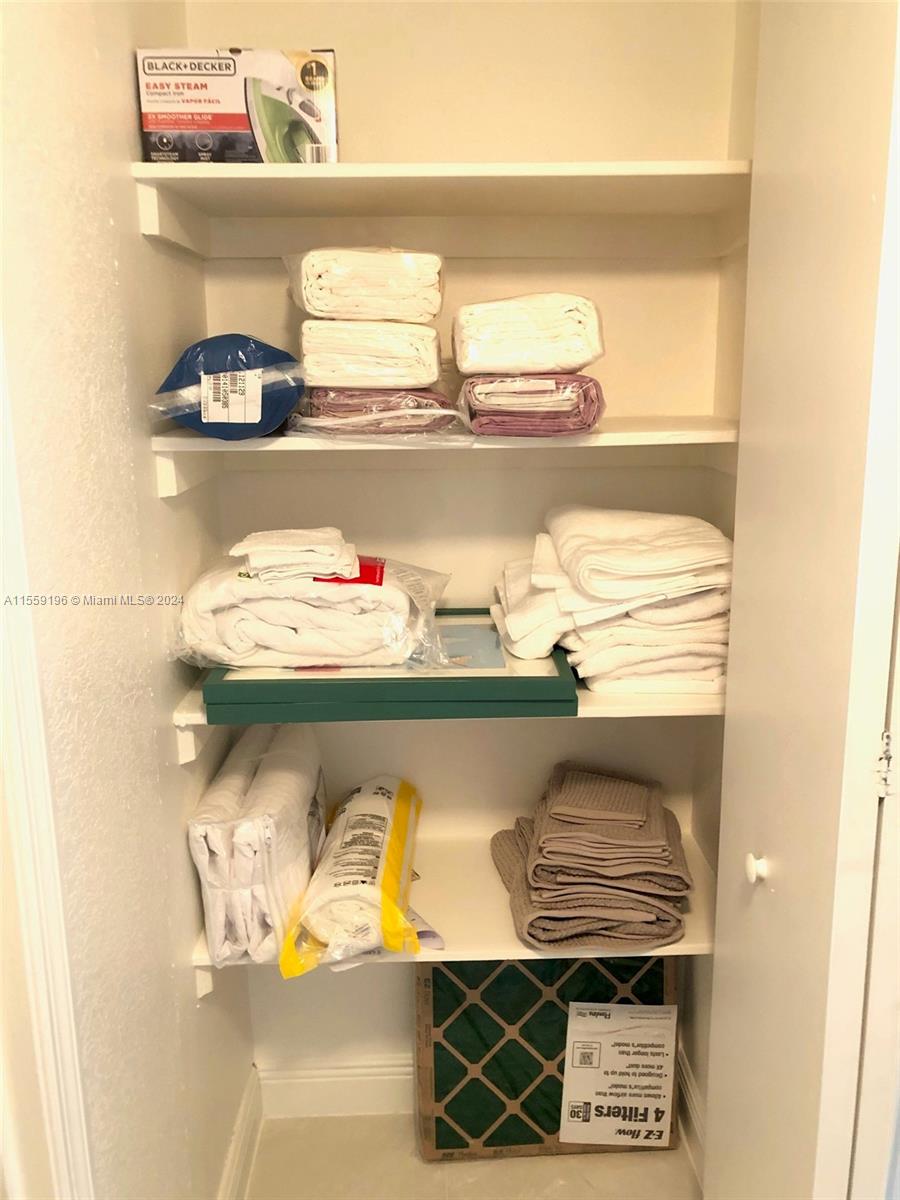 3901 S Ocean Dr 2J, Hollywood, Florida 33019, 1 Bedroom Bedrooms, ,1 BathroomBathrooms,Residentiallease,For Rent,3901 S Ocean Dr 2J,A11559196