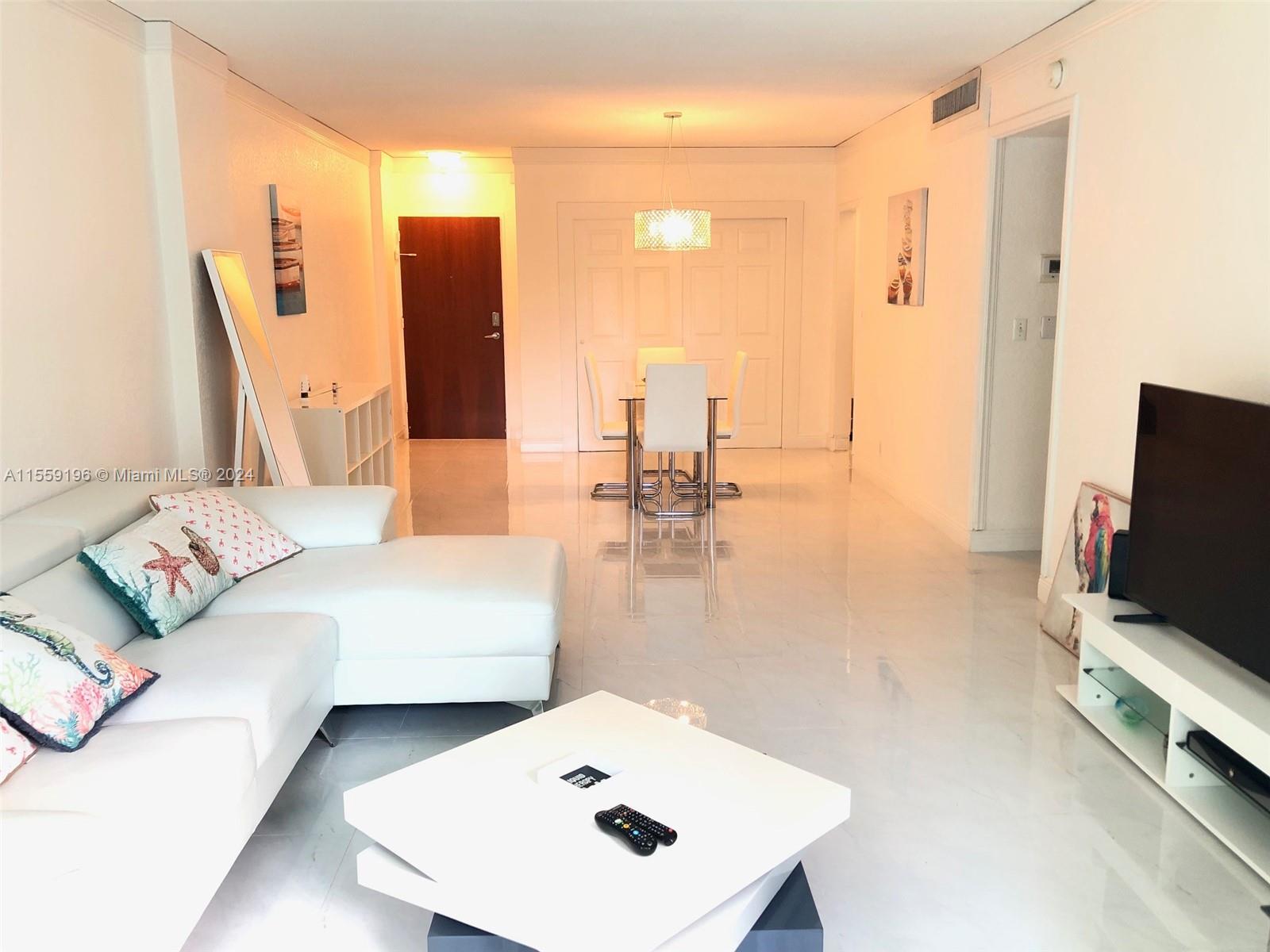 3901 S Ocean Dr 2J, Hollywood, Florida 33019, 1 Bedroom Bedrooms, ,1 BathroomBathrooms,Residentiallease,For Rent,3901 S Ocean Dr 2J,A11559196