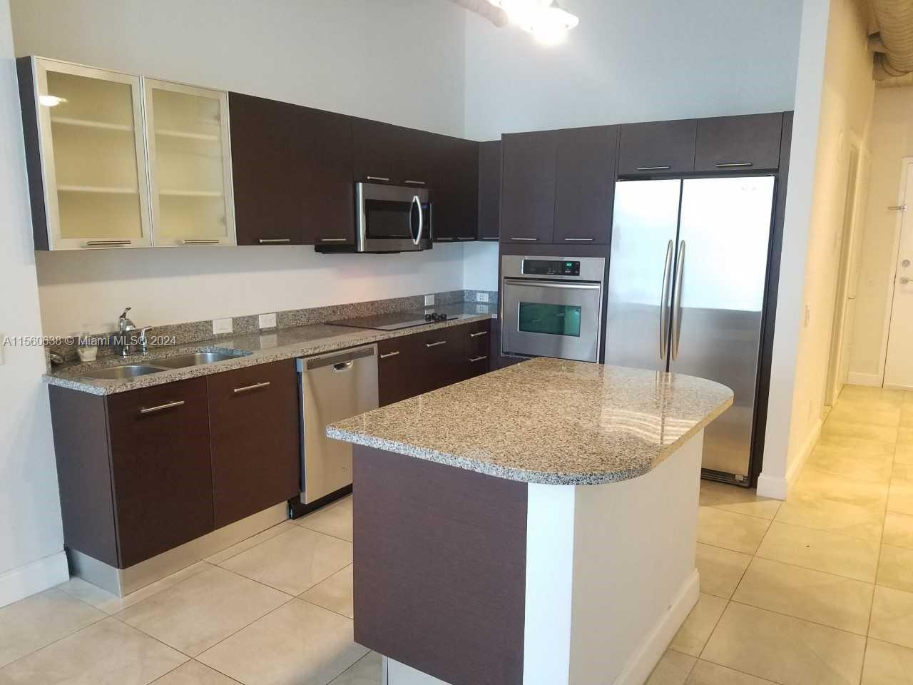 3029 NE 188th St 323, Aventura, Florida 33180, 1 Bedroom Bedrooms, ,2 BathroomsBathrooms,Residentiallease,For Rent,3029 NE 188th St 323,A11560638