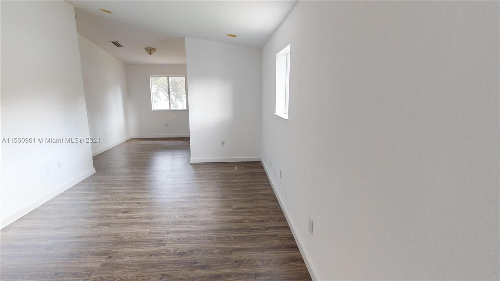 2911 SE 13th Rd 206-40, Homestead, Florida 33035, 3 Bedrooms Bedrooms, ,2 BathroomsBathrooms,Residential,For Sale,2911 SE 13th Rd 206-40,A11560901