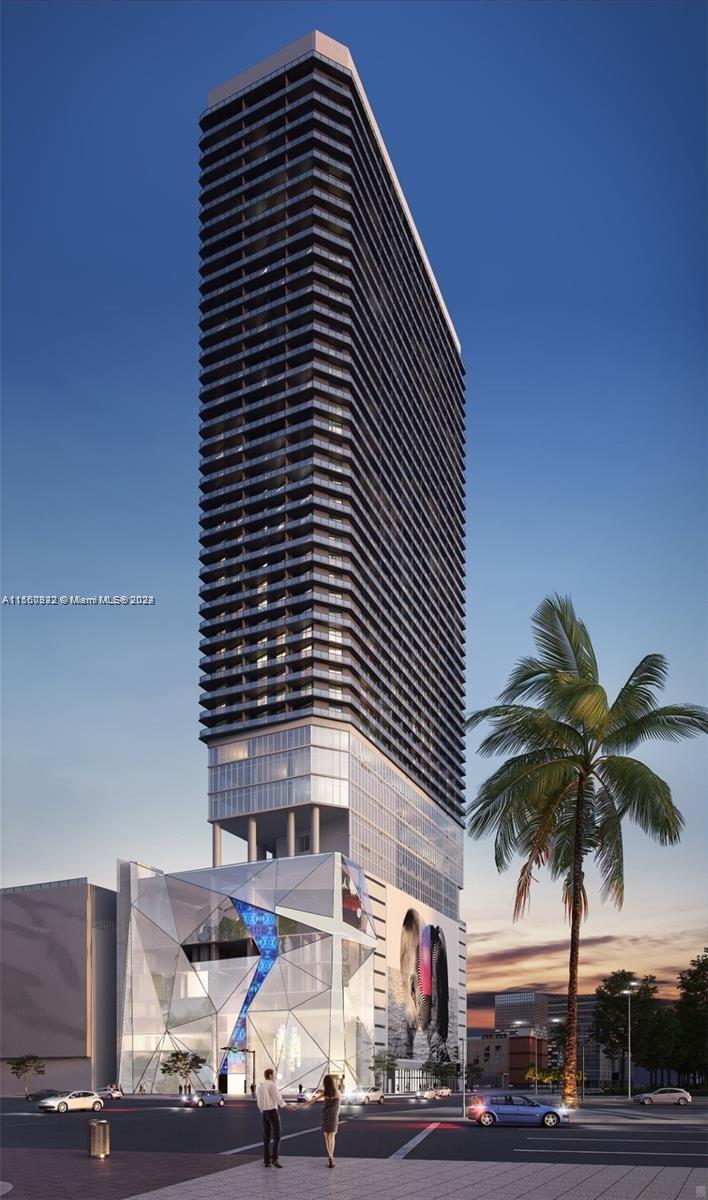 THE ELSER Hotel & Residences. BRAND NEW! 1/1 OCEAN view unit excellent location in the heart of Downtown Miami. Italian kitchen, quartz counter, Fully furnished & equipment, Resort style amenities, Co working spaces, Sky entertainment Lounge & more to discover. Ready to move to enjoy a Miami lifestyle