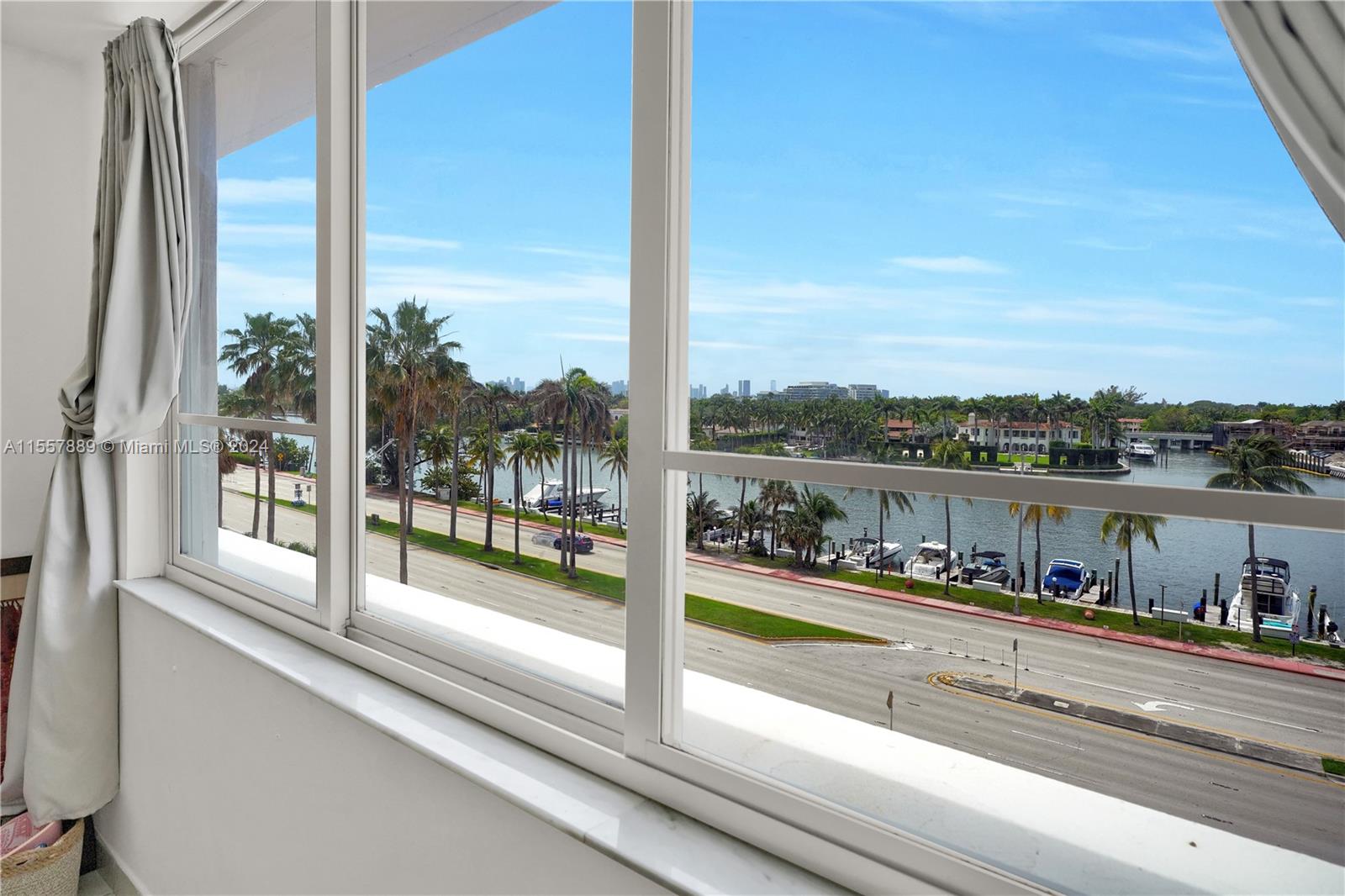 5005 Collins Ave 506, Miami Beach, Florida 33140, 2 Bedrooms Bedrooms, ,2 BathroomsBathrooms,Residential,For Sale,5005 Collins Ave 506,A11557889