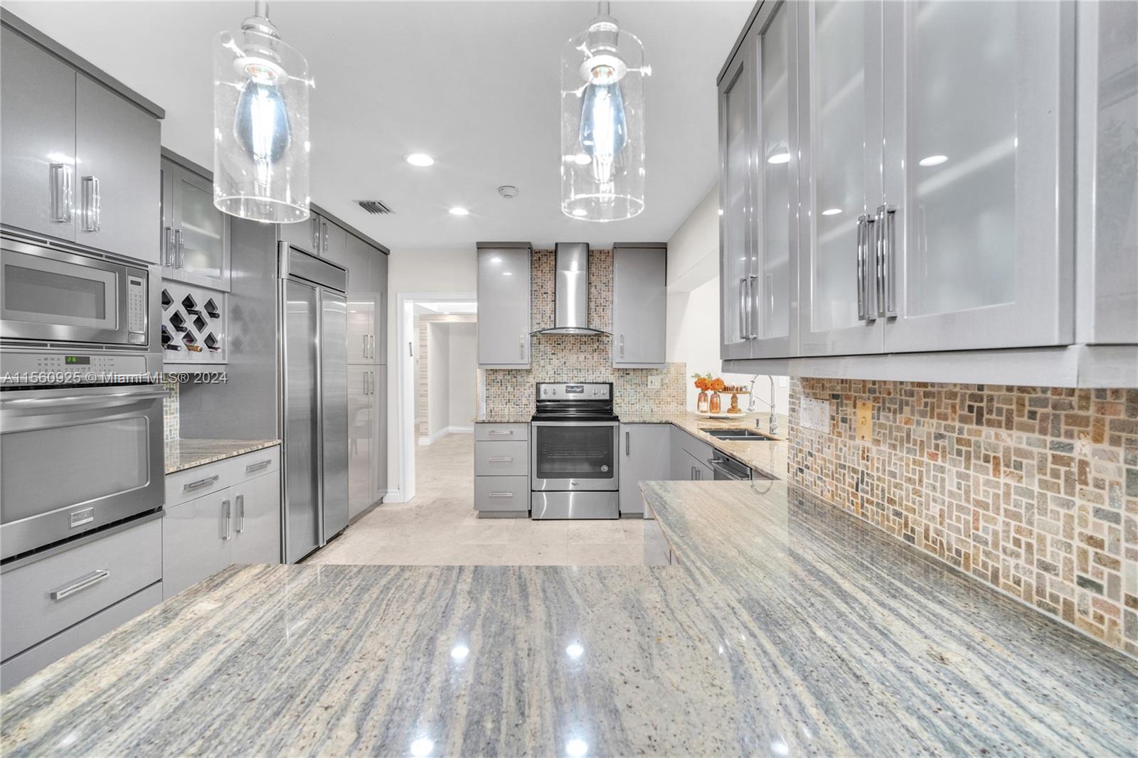 3131 N 52nd Ave, Hollywood, Florida 33021, 6 Bedrooms Bedrooms, ,3 BathroomsBathrooms,Residential,For Sale,3131 N 52nd Ave,A11560925