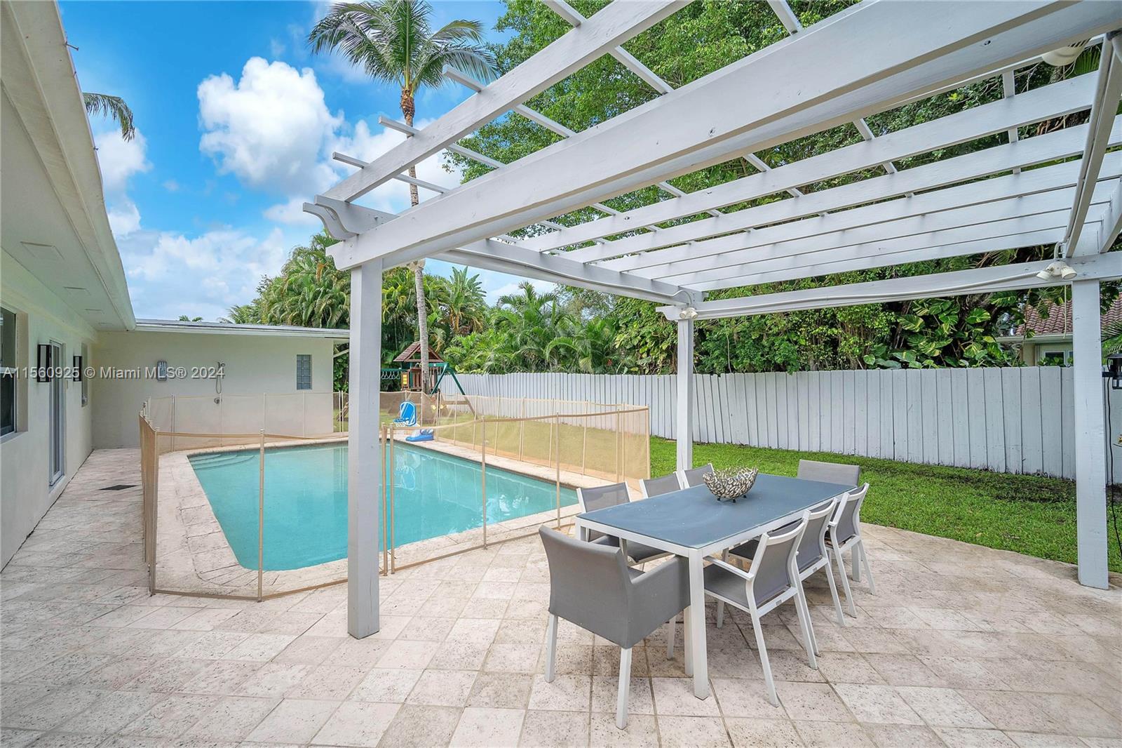 3131 N 52nd Ave, Hollywood, Florida 33021, 6 Bedrooms Bedrooms, ,3 BathroomsBathrooms,Residential,For Sale,3131 N 52nd Ave,A11560925