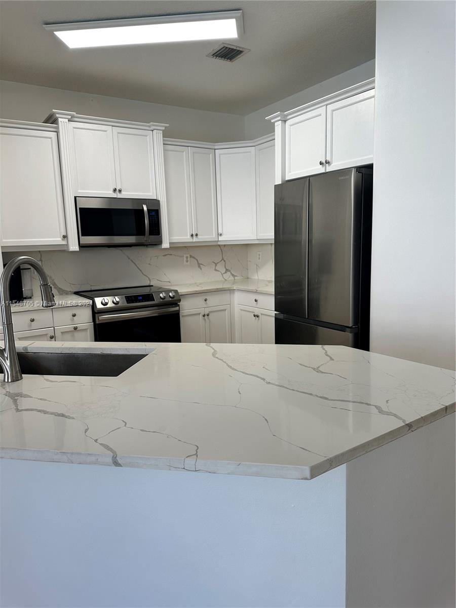 15803 SW 48th Pl, Miramar, Florida 33027, 4 Bedrooms Bedrooms, ,2 BathroomsBathrooms,Residential,For Sale,15803 SW 48th Pl,A11546705