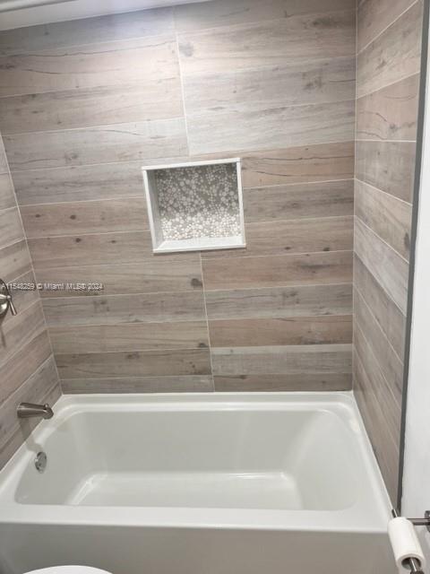 11371 SW 3rd St 11371, Pembroke Pines, Florida 33025, 2 Bedrooms Bedrooms, ,2 BathroomsBathrooms,Residentiallease,For Rent,11371 SW 3rd St 11371,A11548259