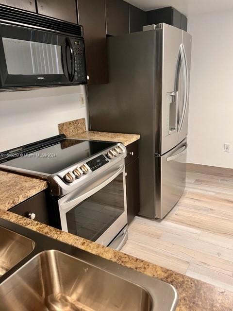 11371 SW 3rd St 11371, Pembroke Pines, Florida 33025, 2 Bedrooms Bedrooms, ,2 BathroomsBathrooms,Residentiallease,For Rent,11371 SW 3rd St 11371,A11548259