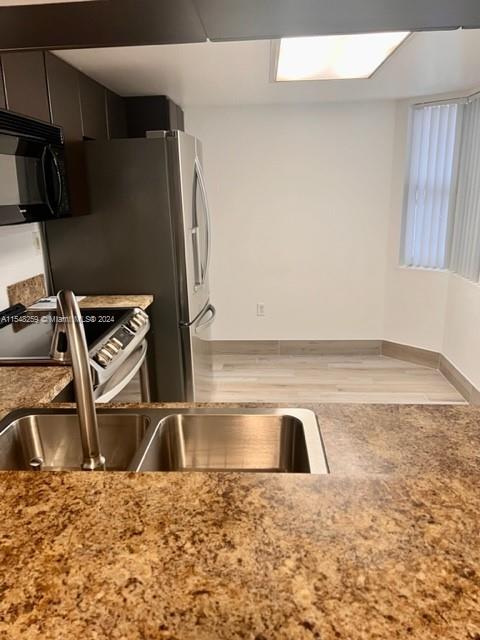 11371 SW 3rd St 11371, Pembroke Pines, Florida 33025, 2 Bedrooms Bedrooms, ,2 BathroomsBathrooms,Residentiallease,For Rent,11371 SW 3rd St 11371,A11548259
