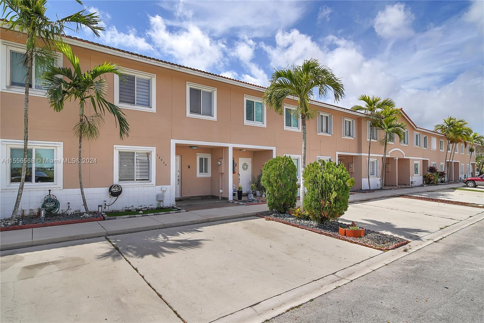 13906 SW 173rd Ter 13906, Miami, Florida 33177, 3 Bedrooms Bedrooms, ,2 BathroomsBathrooms,Residential,For Sale,13906 SW 173rd Ter 13906,A11556568