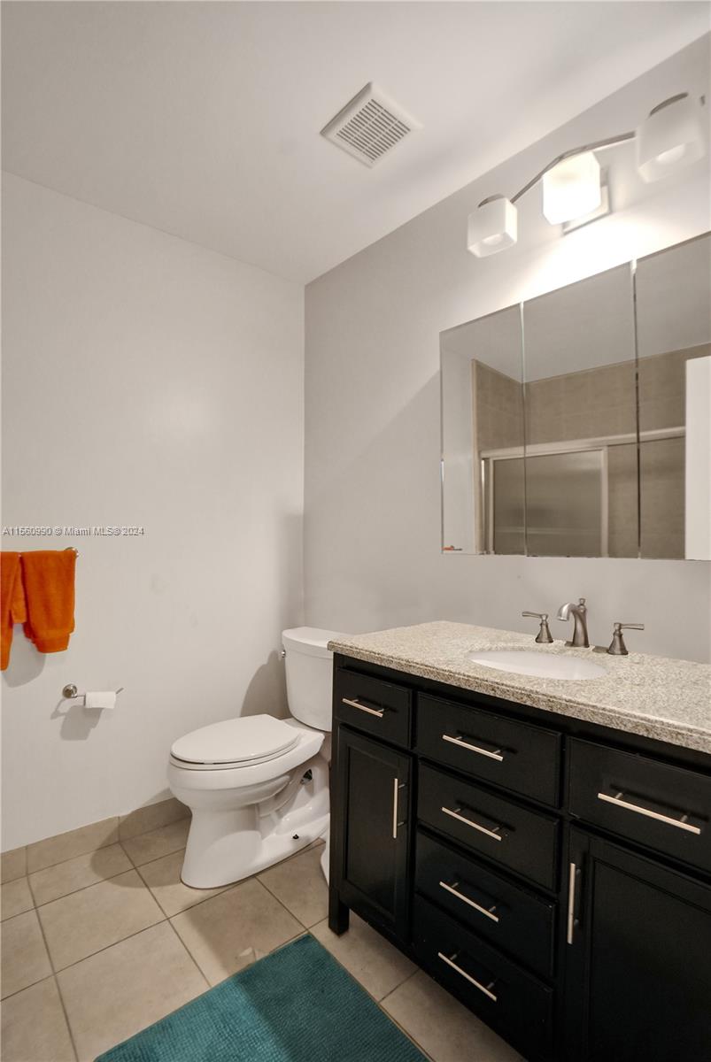 3340 Simms St 10B, Hollywood, Florida 33021, 3 Bedrooms Bedrooms, ,2 BathroomsBathrooms,Residentiallease,For Rent,3340 Simms St 10B,A11560990