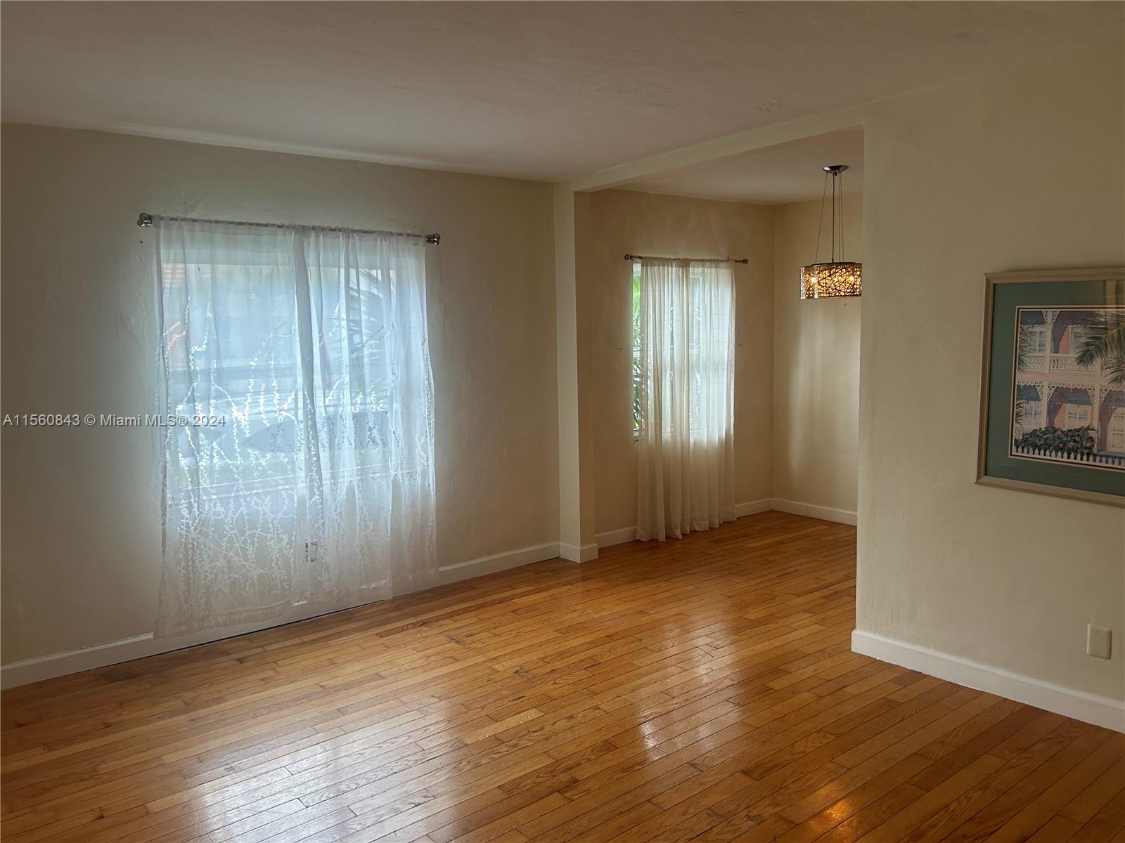 1001 7th St 105, Miami Beach, Florida 33139, 1 Bedroom Bedrooms, ,1 BathroomBathrooms,Residential,For Sale,1001 7th St 105,A11560843