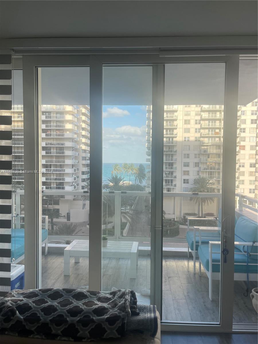 5700 Collins Ave 7B, Miami Beach, Florida 33140, 2 Bedrooms Bedrooms, ,2 BathroomsBathrooms,Residentiallease,For Rent,5700 Collins Ave 7B,A11560939