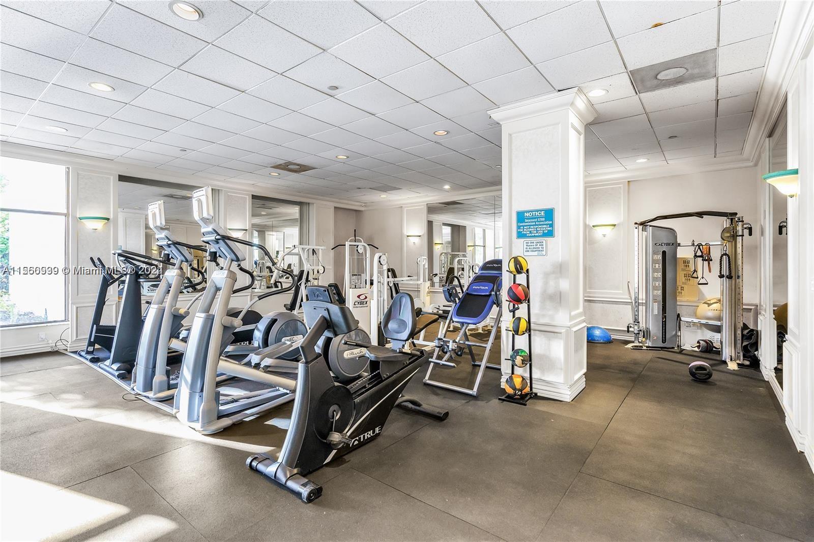 5700 Collins Ave 7B, Miami Beach, Florida 33140, 2 Bedrooms Bedrooms, ,2 BathroomsBathrooms,Residentiallease,For Rent,5700 Collins Ave 7B,A11560939