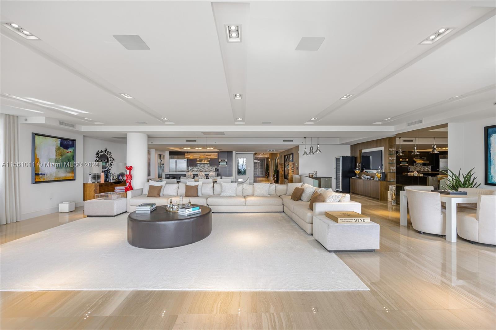 125 Ocean Dr U-0303, Miami Beach, Florida 33139, 4 Bedrooms Bedrooms, ,4 BathroomsBathrooms,Residentiallease,For Rent,125 Ocean Dr U-0303,A11561011