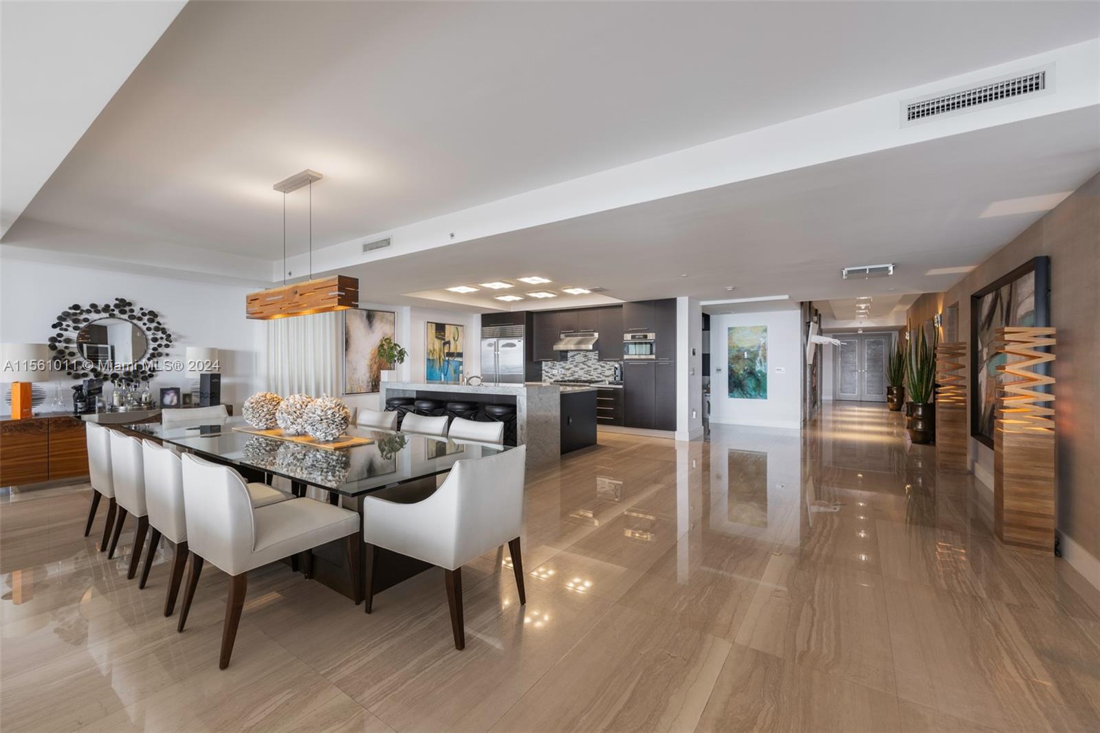 125 Ocean Dr U-0303, Miami Beach, Florida 33139, 4 Bedrooms Bedrooms, ,4 BathroomsBathrooms,Residentiallease,For Rent,125 Ocean Dr U-0303,A11561011
