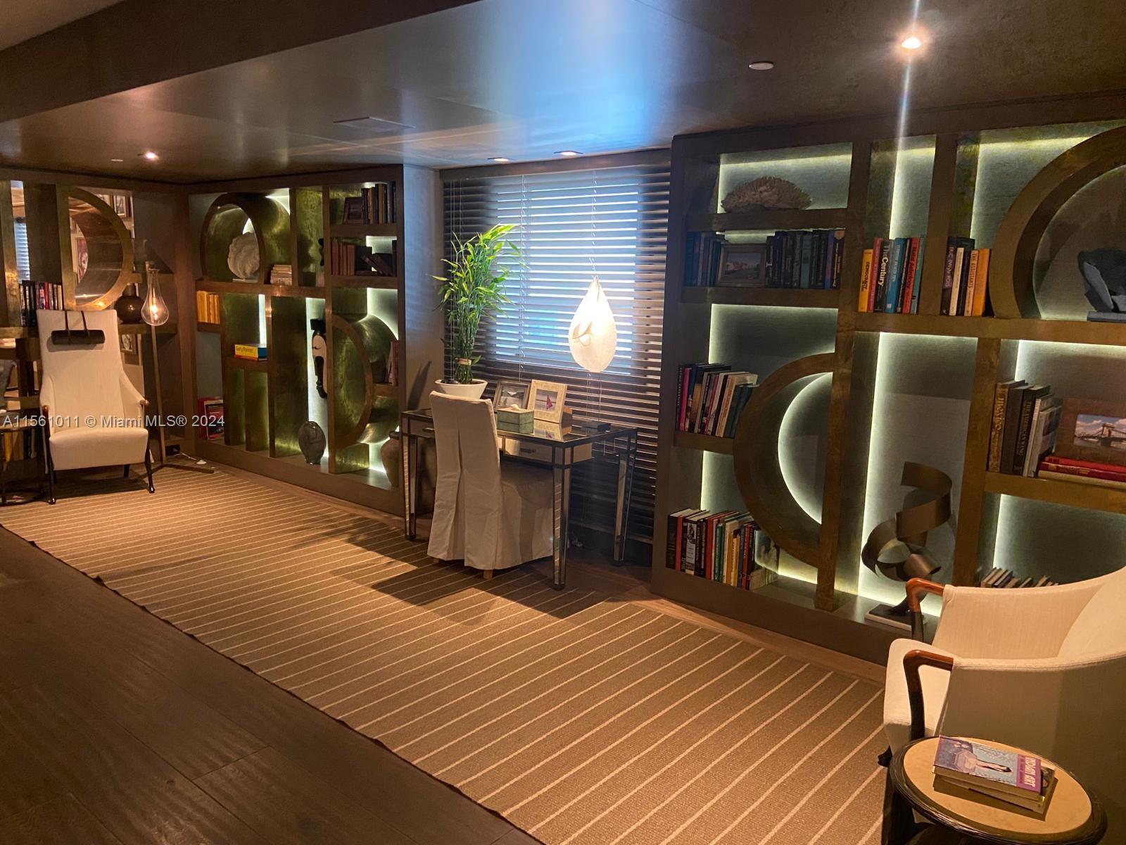 125 Ocean Dr U-0303, Miami Beach, Florida 33139, 4 Bedrooms Bedrooms, ,4 BathroomsBathrooms,Residentiallease,For Rent,125 Ocean Dr U-0303,A11561011