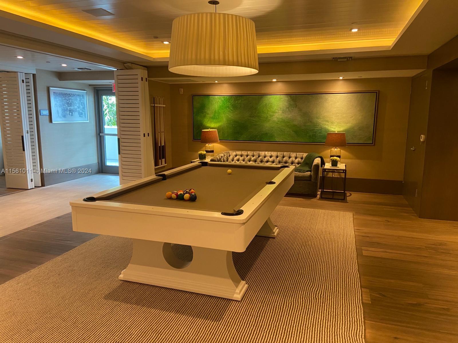 125 Ocean Dr U-0303, Miami Beach, Florida 33139, 4 Bedrooms Bedrooms, ,4 BathroomsBathrooms,Residentiallease,For Rent,125 Ocean Dr U-0303,A11561011