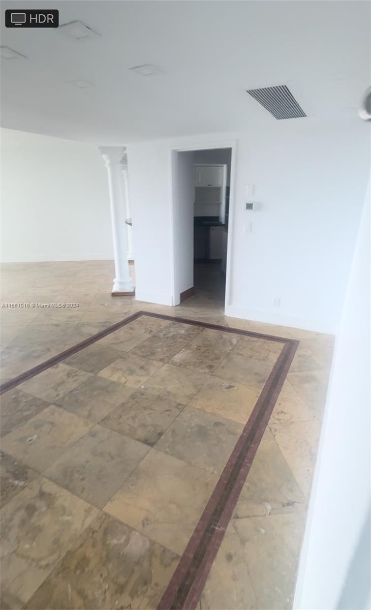 5161 Collins Ave 1118, Miami Beach, Florida 33140, 2 Bedrooms Bedrooms, ,2 BathroomsBathrooms,Residentiallease,For Rent,5161 Collins Ave 1118,A11561016