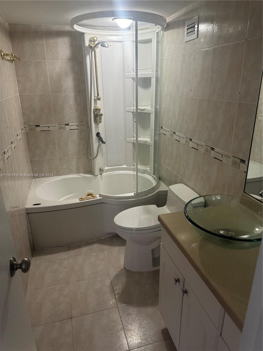 2nd bathroom