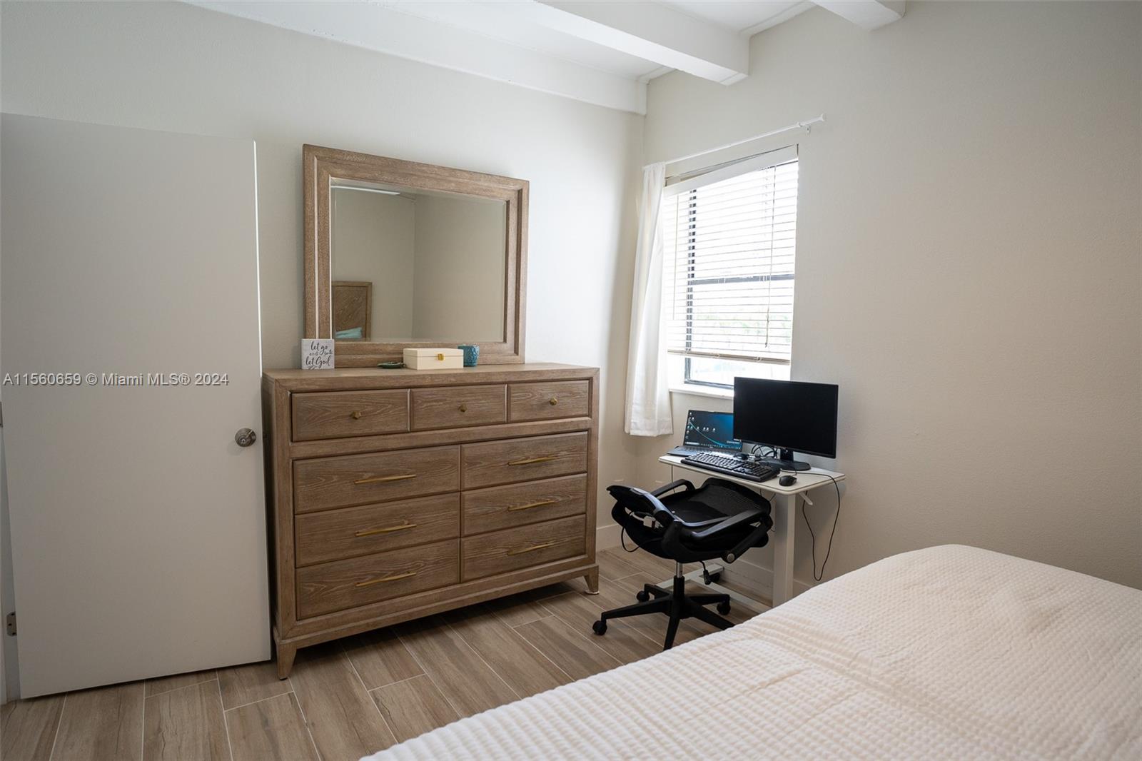 1390 Ocean Dr 204, Miami Beach, Florida 33139, 1 Bedroom Bedrooms, ,1 BathroomBathrooms,Residentiallease,For Rent,1390 Ocean Dr 204,A11560659