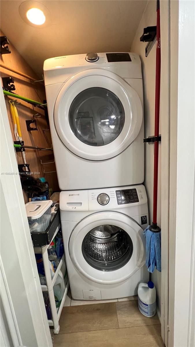 1010 NW 11th St 309, Miami, Florida 33136, 2 Bedrooms Bedrooms, ,2 BathroomsBathrooms,Residential,For Sale,1010 NW 11th St 309,A11555865