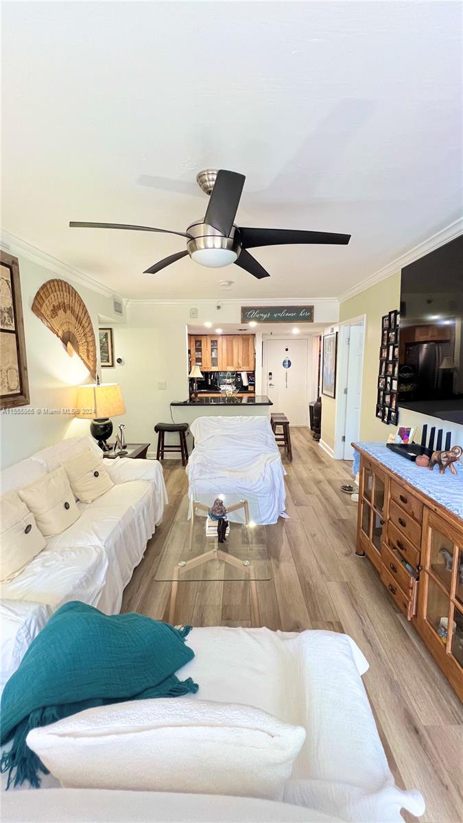 1010 NW 11th St 309, Miami, Florida 33136, 2 Bedrooms Bedrooms, ,2 BathroomsBathrooms,Residential,For Sale,1010 NW 11th St 309,A11555865