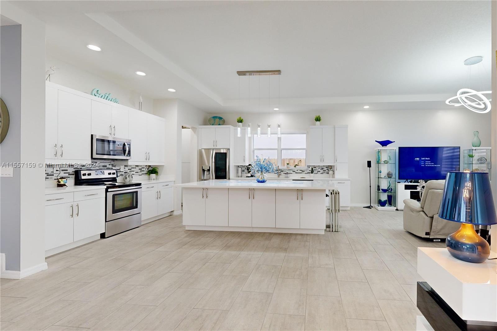 15240 SW 176th Ter, Miami, Florida 33187, 5 Bedrooms Bedrooms, ,4 BathroomsBathrooms,Residential,For Sale,15240 SW 176th Ter,A11557159