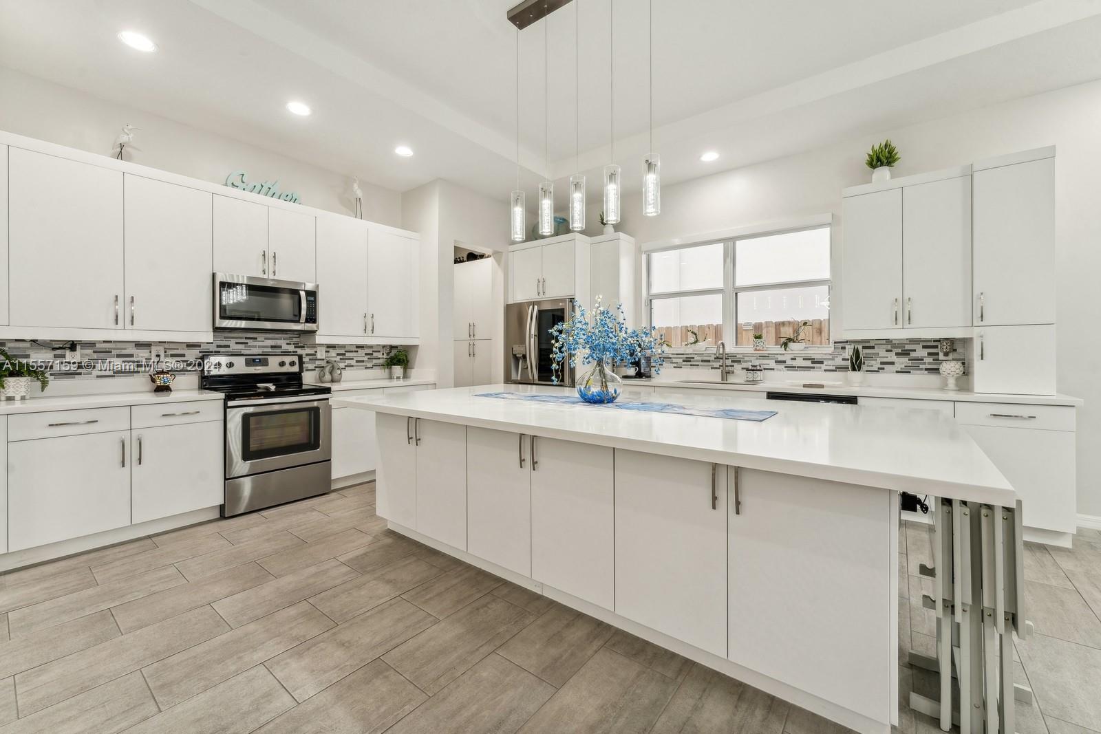 15240 SW 176th Ter, Miami, Florida 33187, 5 Bedrooms Bedrooms, ,4 BathroomsBathrooms,Residential,For Sale,15240 SW 176th Ter,A11557159