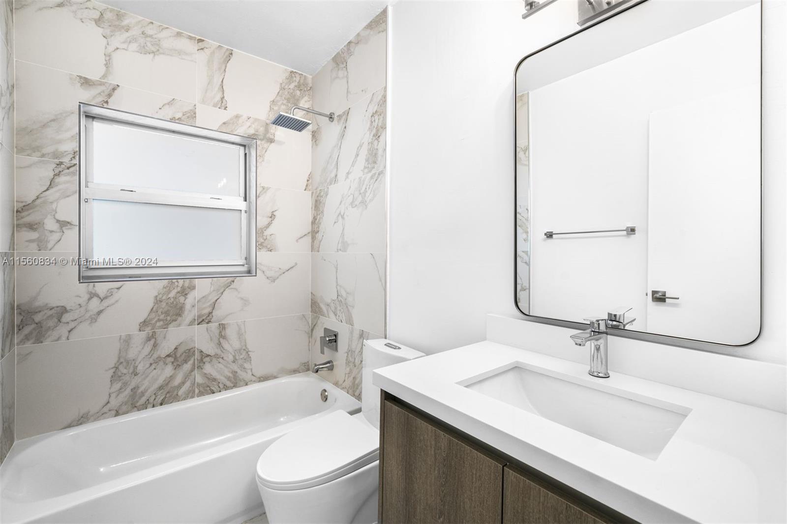 1038 11th St 18, Miami Beach, Florida 33139, 1 Bedroom Bedrooms, ,1 BathroomBathrooms,Residentiallease,For Rent,1038 11th St 18,A11560834