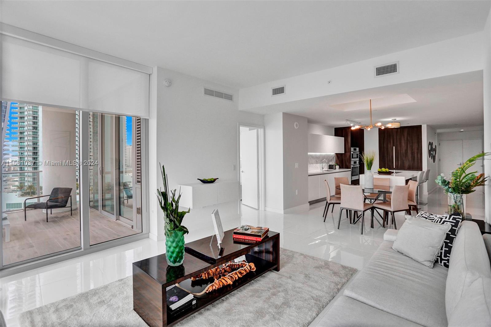 851 NE 1st Ave 1801, Miami, Florida 33132, 3 Bedrooms Bedrooms, ,4 BathroomsBathrooms,Residentiallease,For Rent,851 NE 1st Ave 1801,A11561037