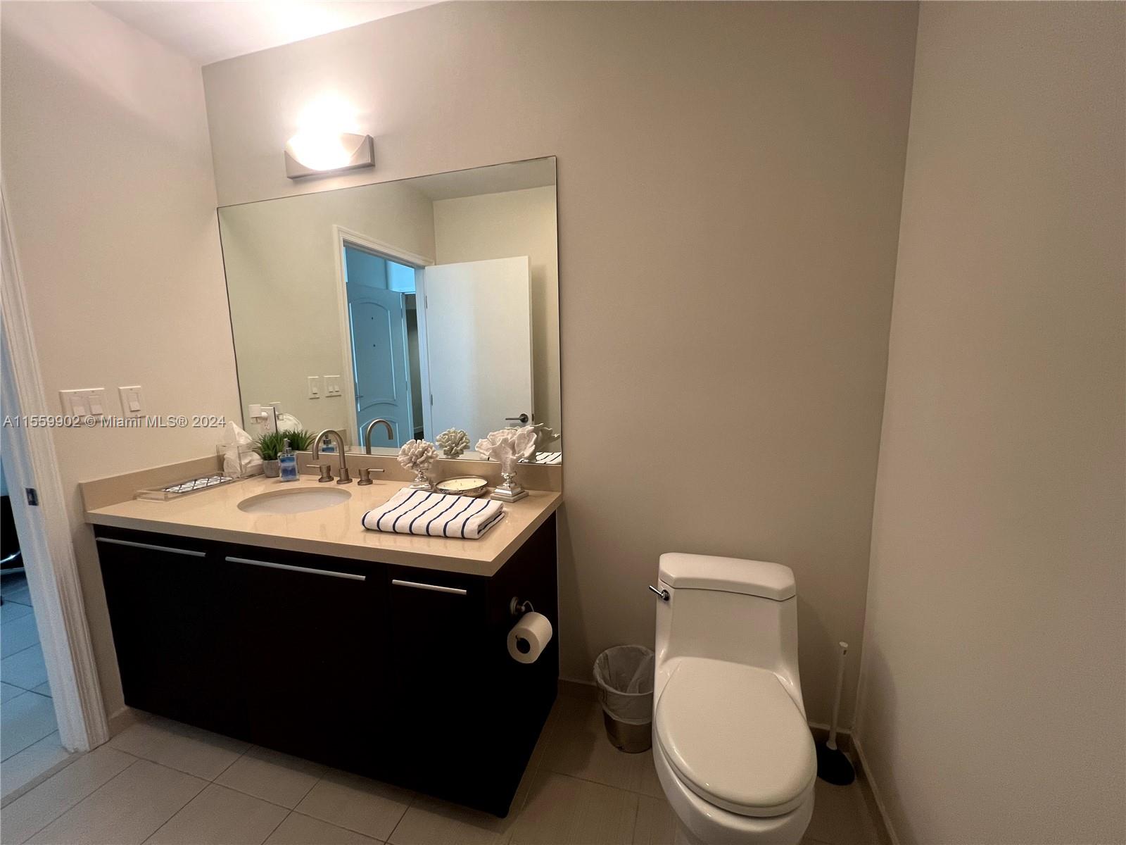 7928 East Dr 1002, North Bay Village, Florida 33141, 2 Bedrooms Bedrooms, ,2 BathroomsBathrooms,Residential,For Sale,7928 East Dr 1002,A11559902