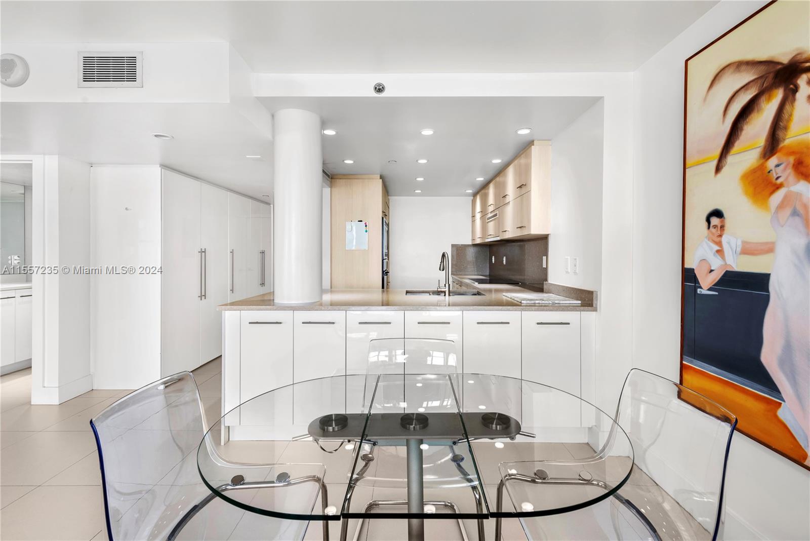 2555 Collins Ave 709, Miami Beach, Florida 33140, 2 Bedrooms Bedrooms, ,2 BathroomsBathrooms,Residential,For Sale,2555 Collins Ave 709,A11557235