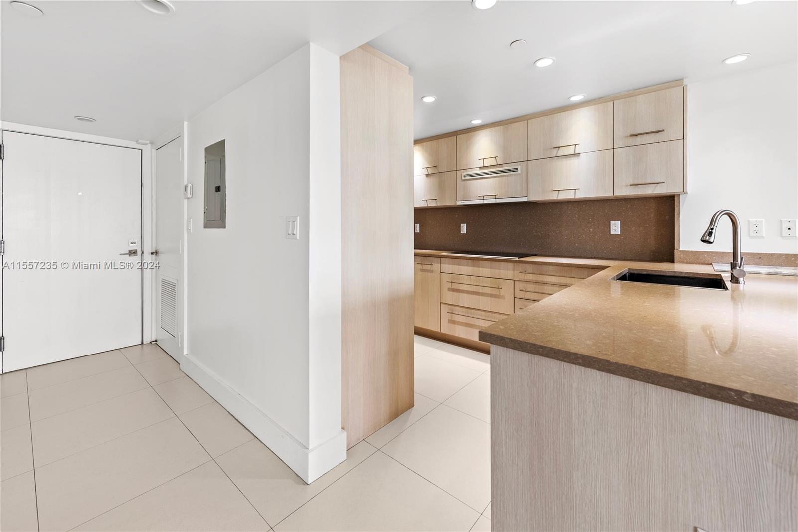 2555 Collins Ave 709, Miami Beach, Florida 33140, 2 Bedrooms Bedrooms, ,2 BathroomsBathrooms,Residential,For Sale,2555 Collins Ave 709,A11557235