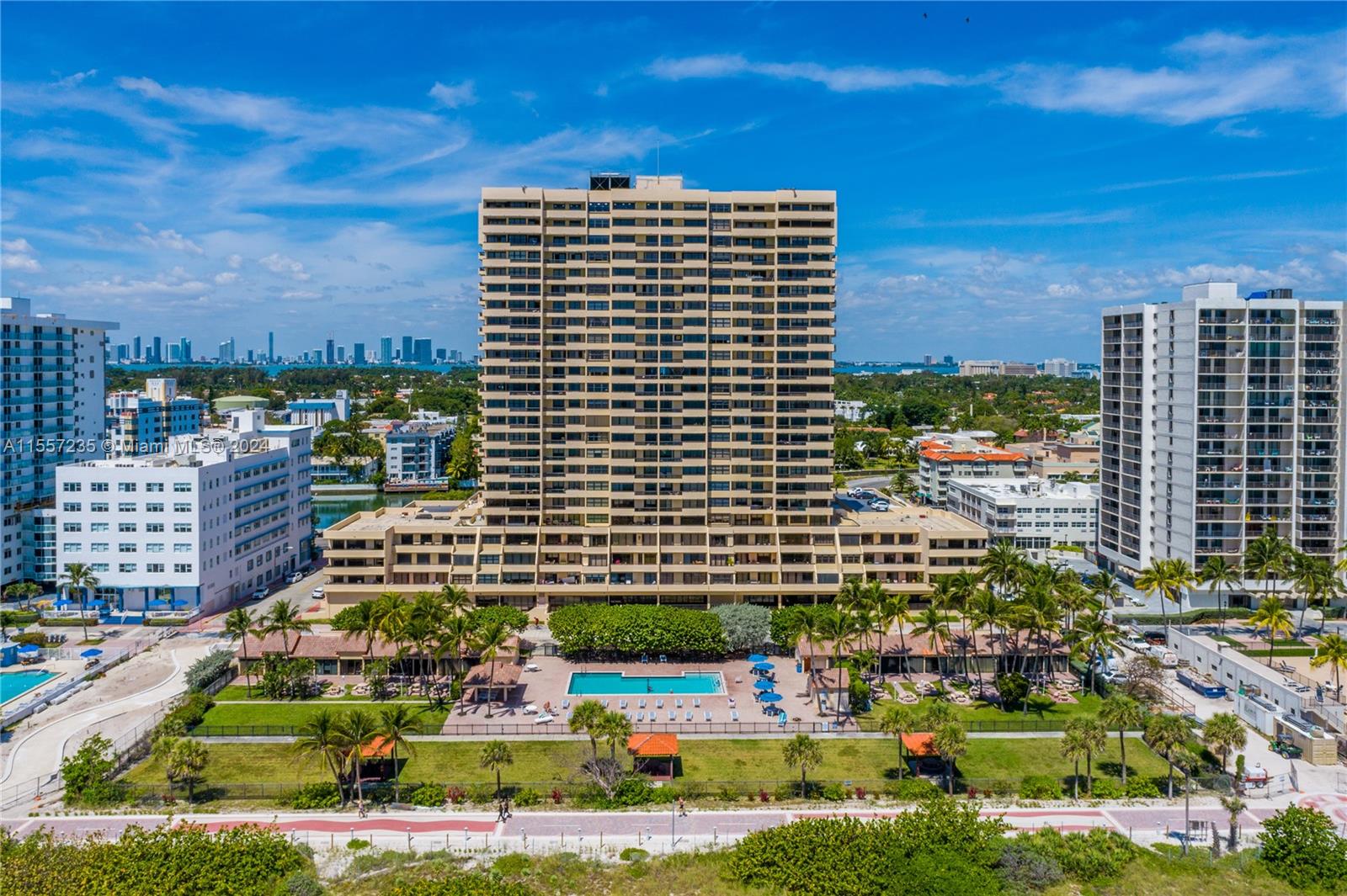 2555 Collins Ave 709, Miami Beach, Florida 33140, 2 Bedrooms Bedrooms, ,2 BathroomsBathrooms,Residential,For Sale,2555 Collins Ave 709,A11557235