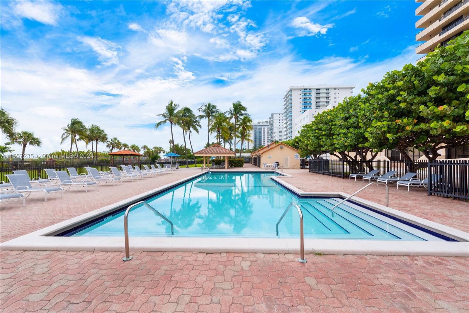 2555 Collins Ave 709, Miami Beach, Florida 33140, 2 Bedrooms Bedrooms, ,2 BathroomsBathrooms,Residential,For Sale,2555 Collins Ave 709,A11557235