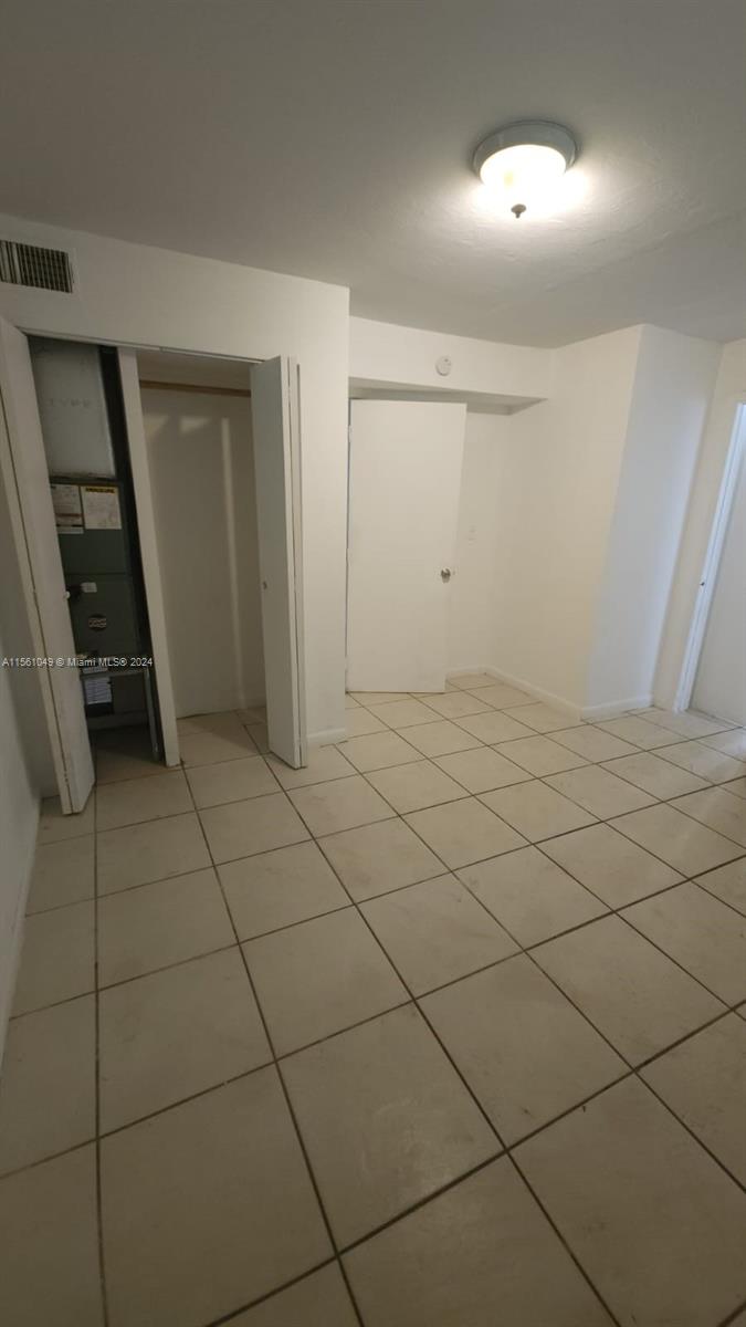 North Miami Beach, Florida 33162, 2 Bedrooms Bedrooms, ,1 BathroomBathrooms,Residentiallease,For Rent,A11561049